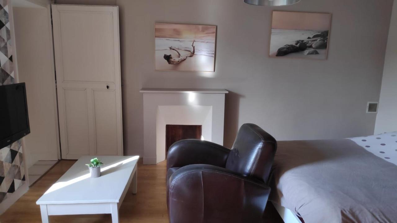 Chambre Privee Tout Confort Conlie Kültér fotó